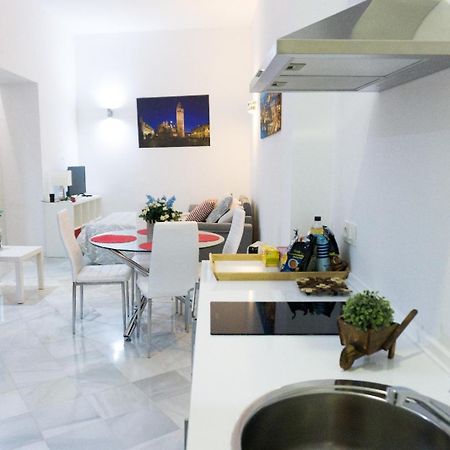 Apartamento Centro De Sevilla Buitenkant foto
